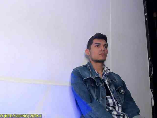 Threesome-no-meercy2 webcam