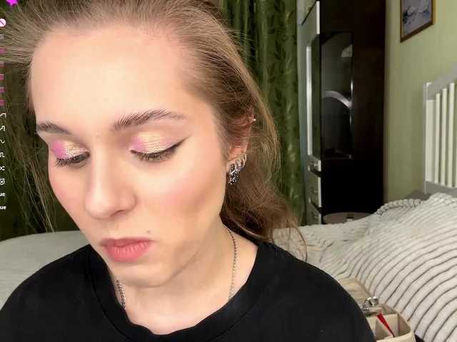 Mia Blankot (MiaBlankot)