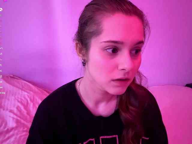 MiaBlankot Live Webcam on BongaCams