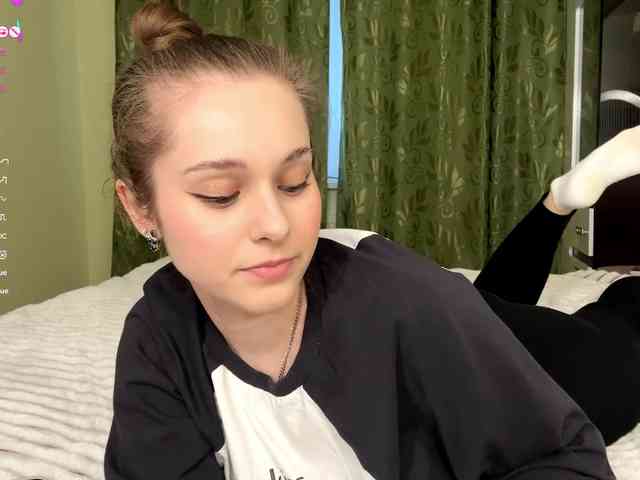 MiaBlankot Live Webcam on BongaCams