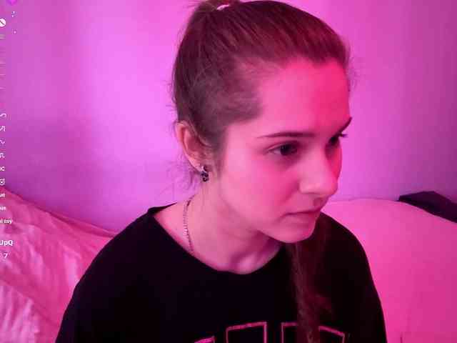 MiaBlankot Live Webcam on BongaCams