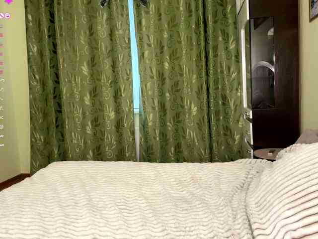 MiaBlankot Live Webcam on BongaCams