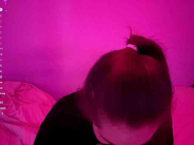 MiaBlankot Live Webcam on BongaCams