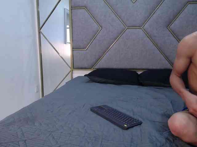 AndyliveandSofi webcam