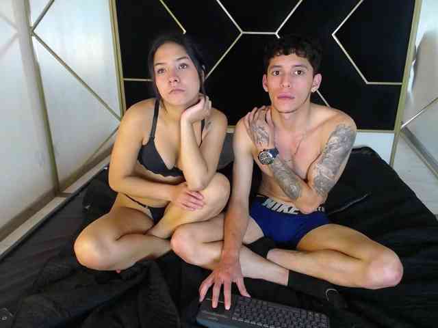 AndyliveandSofi AndyliveandSofi