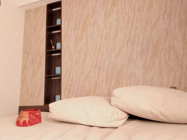 AylaVelt's BongaCams show and profile