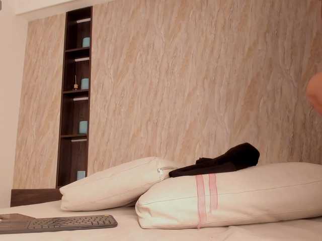 AylaVelt's BongaCams show and profile