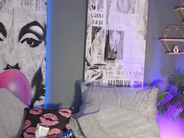 elizabethsecret's BongaCams show and profile