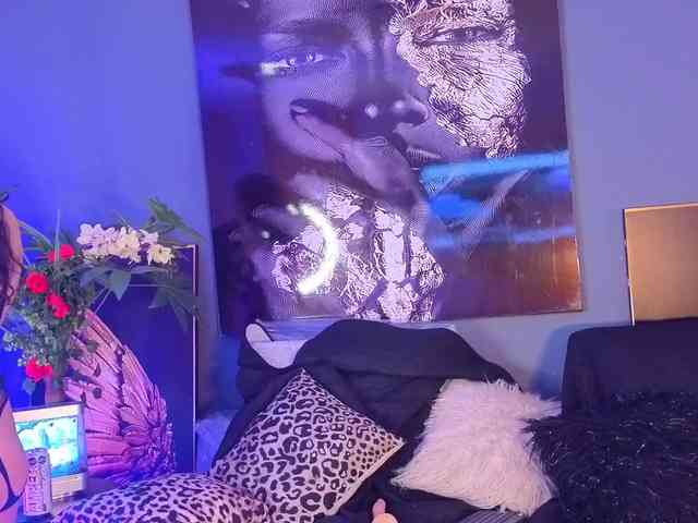 elizabethsecret Live Webcam on BongaCams