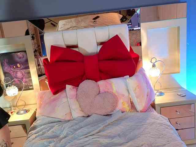 elizabethsecret webcam