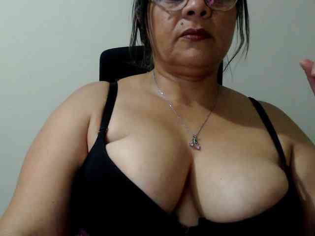 Angiemilf50 Angiemilf50