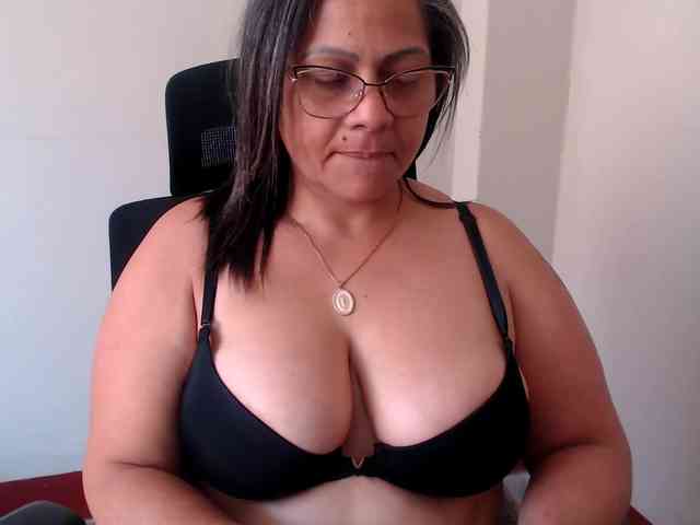 Angiemilf50 Angiemilf50