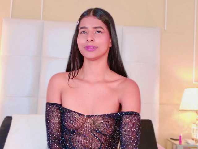 Dolly-Squirrt – webcam model profile photo