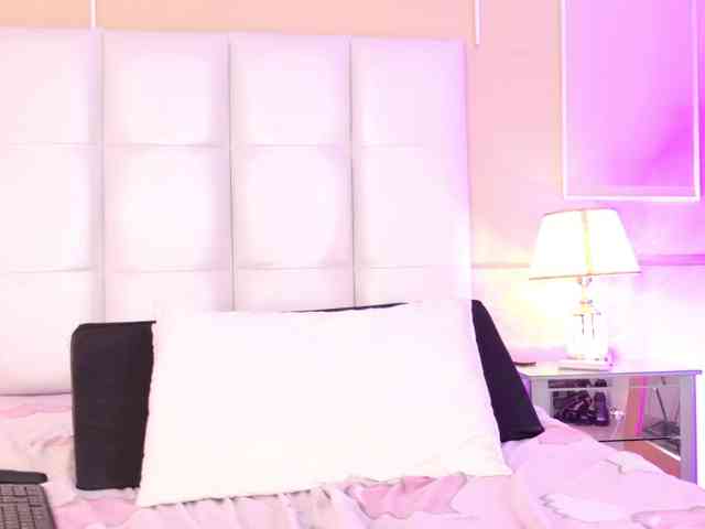 Dolly-Squirrt webcam