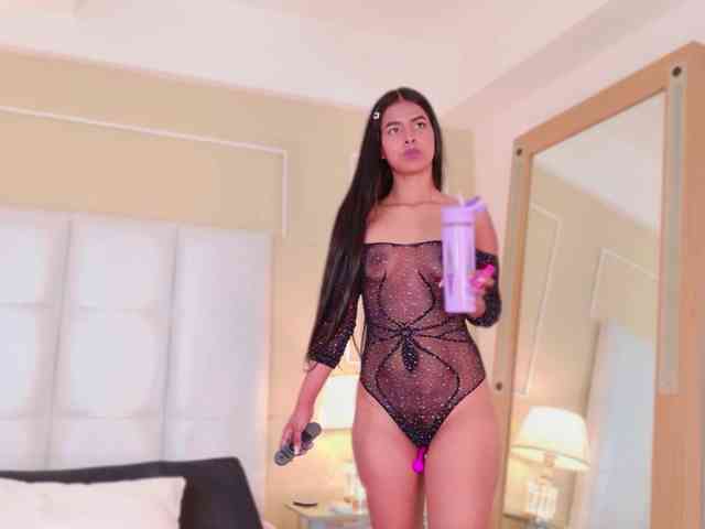 Dolly-Squirrt webcam