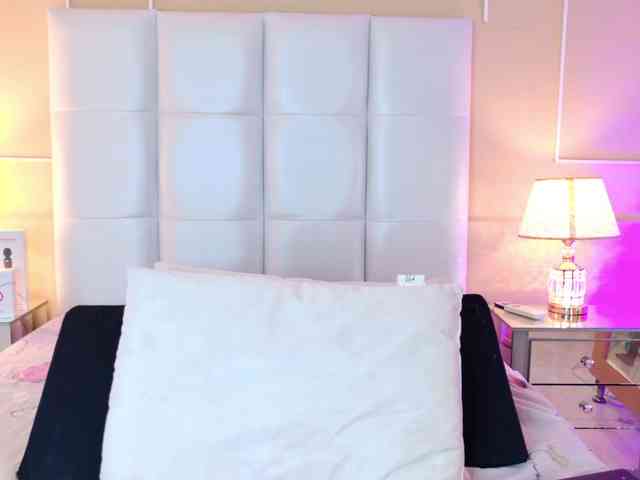 Dolly-Squirrt webcam