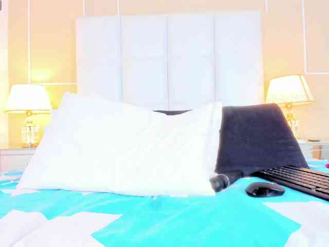 Dolly-Squirrt webcam