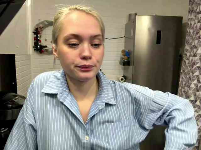 AntionetteGollehon webcam