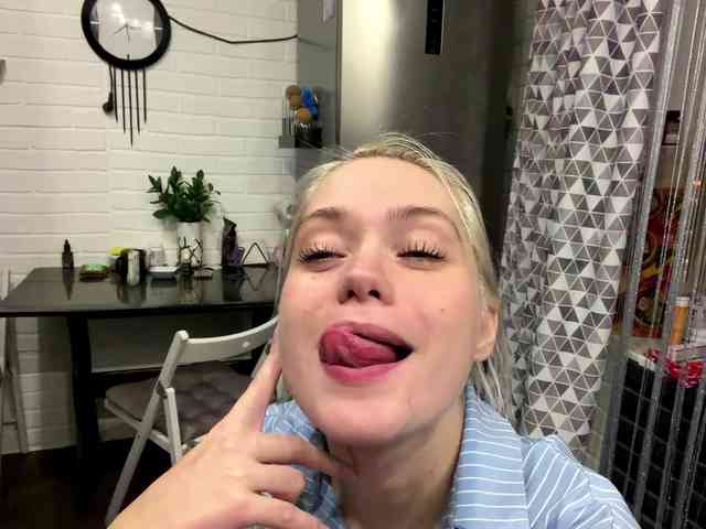 AntionetteGollehon webcam