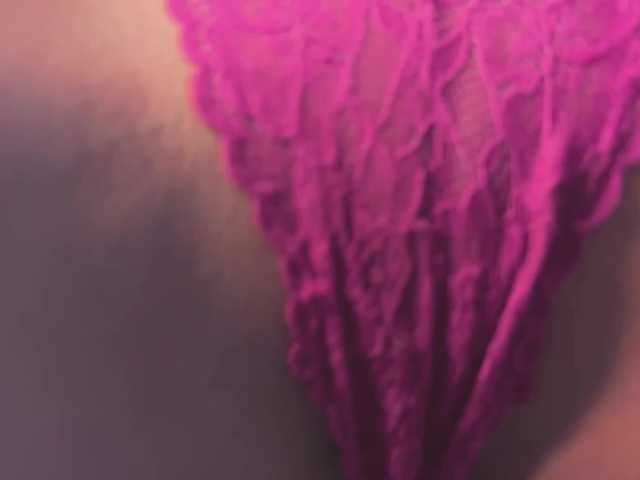 BlackValeri's BongaCams show and profile