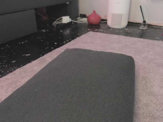 BlackValeri's BongaCams show and profile