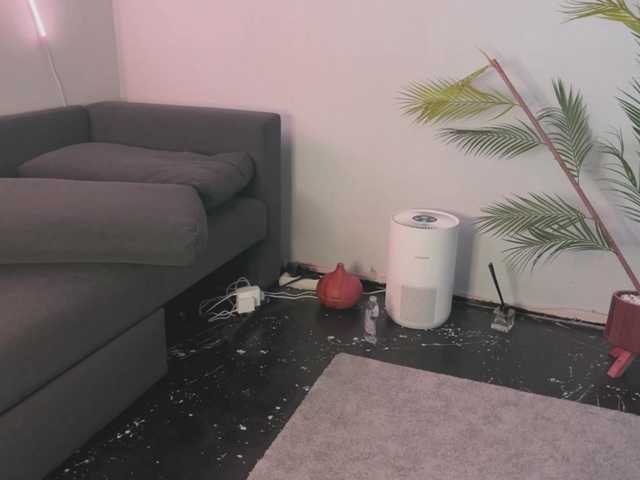 BlackValeri's BongaCams show and profile