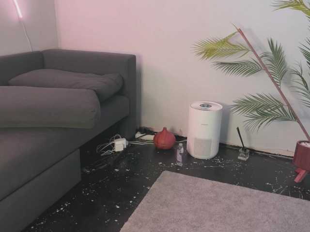 BlackValeri's BongaCams show and profile