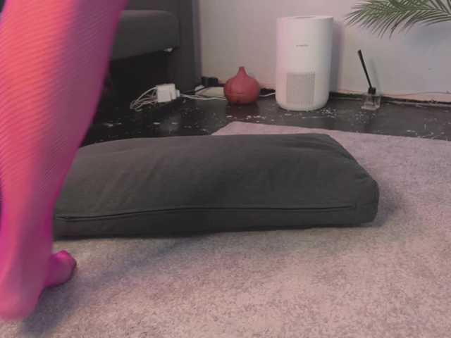 BlackValeri's BongaCams show and profile