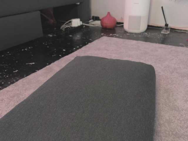 BlackValeri's BongaCams show and profile