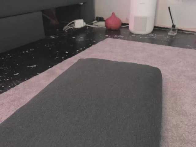 BlackValeri's BongaCams show and profile