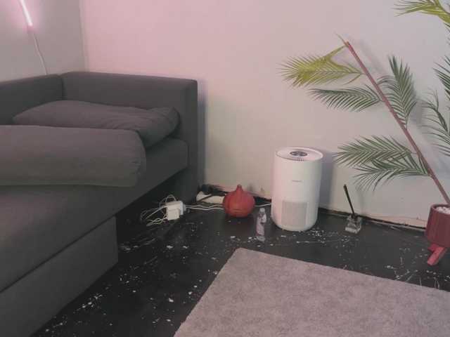 BlackValeri's BongaCams show and profile