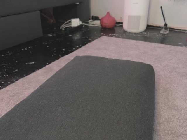 BlackValeri's BongaCams show and profile