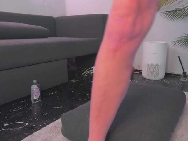 BlackValeri's BongaCams show and profile