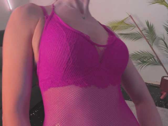 BlackValeri's BongaCams show and profile