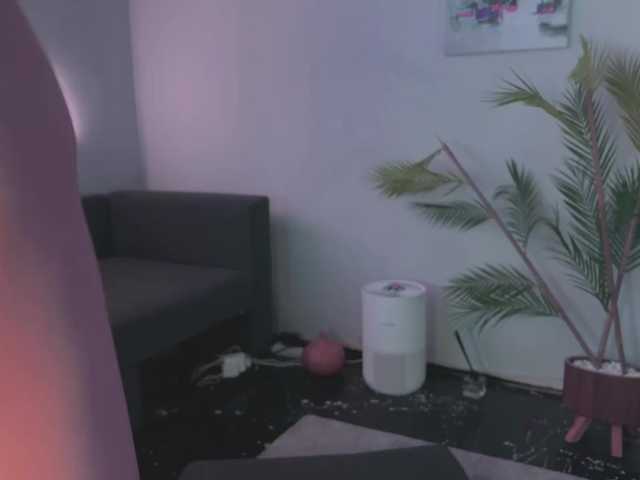 BlackValeri's BongaCams show and profile