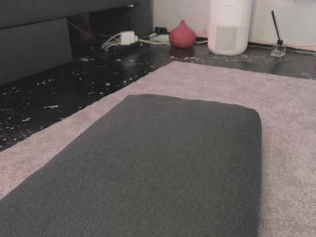 BlackValeri's BongaCams show and profile