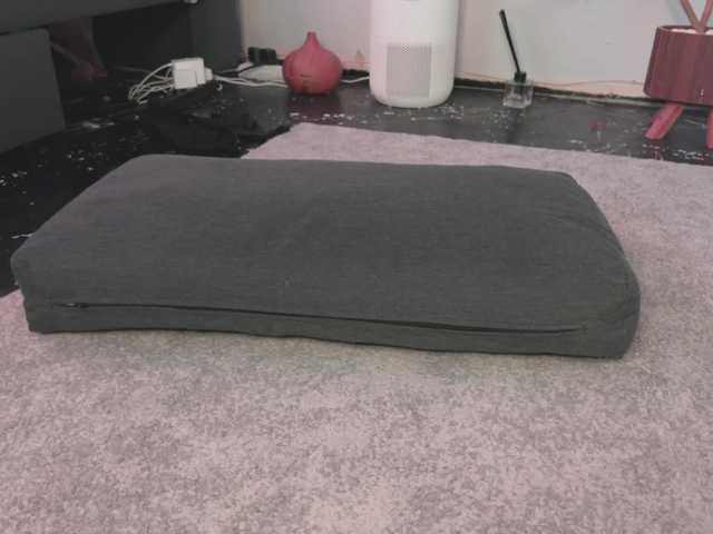 BlackValeri's BongaCams show and profile