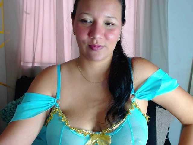janapop's BongaCams show and profile