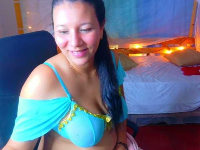 janapop's BongaCams show and profile