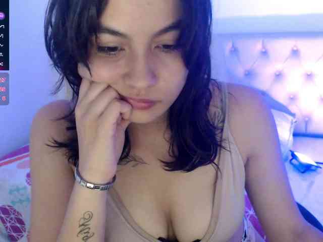 stephanie-07 webcam