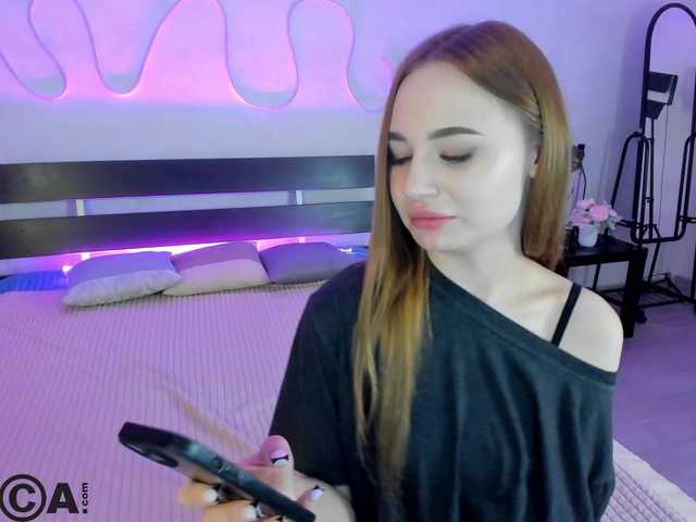 Sofia-Kiss's BongaCams show and profile