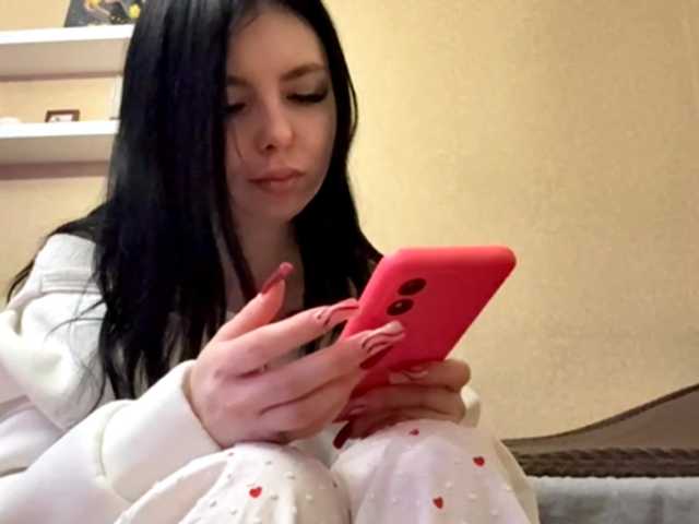 ZenaBranden live cam