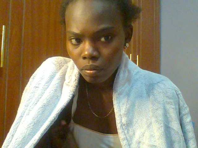 Sweet-petite's BongaCams show and profile