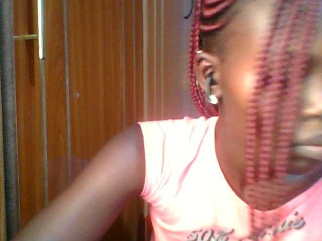 Sweet-petite's BongaCams show and profile