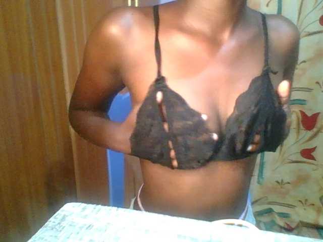 Sweet-petite's BongaCams show and profile