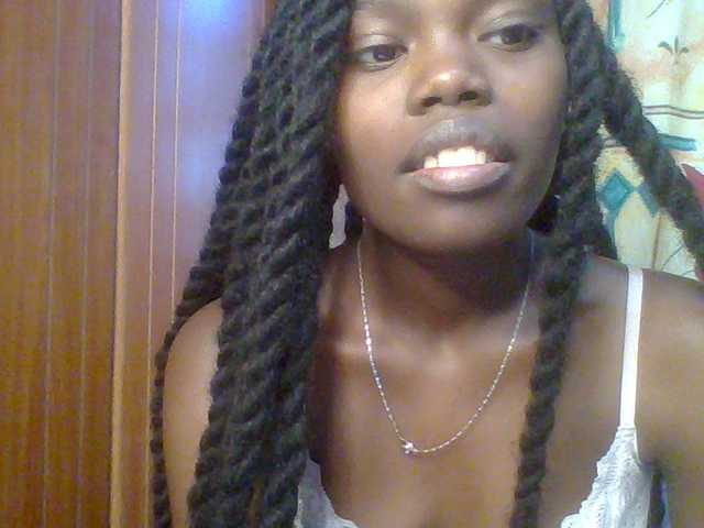 Sweet-petite live cam profile