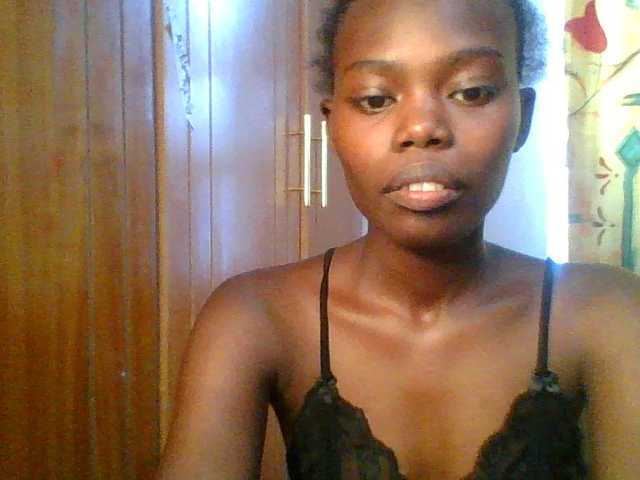 Sweet-petite's BongaCams show and profile