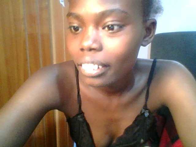 Sweet-petite's BongaCams show and profile