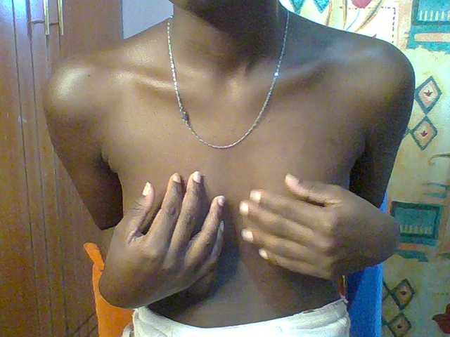 Sweet-petite's BongaCams show and profile