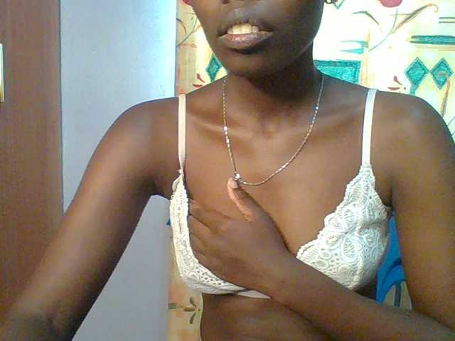 Sweet-petite's BongaCams show and profile